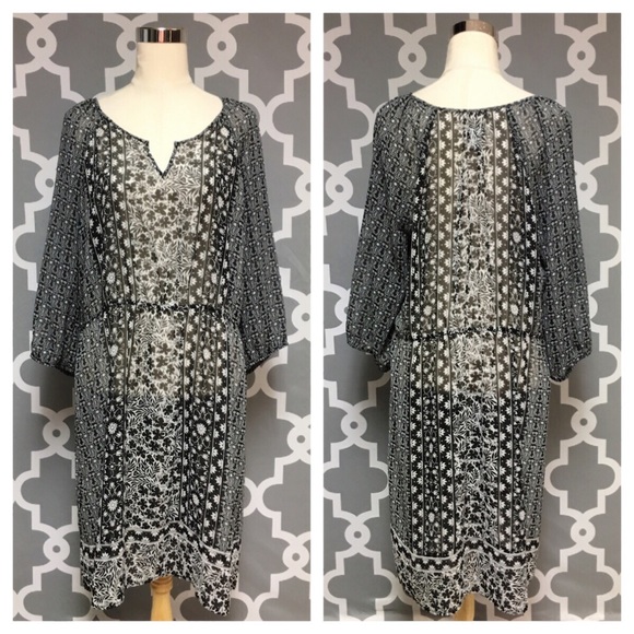 Old Navy Dresses & Skirts - ⭐️ Old Navy Semi Sheer Print Midi Dress 1D